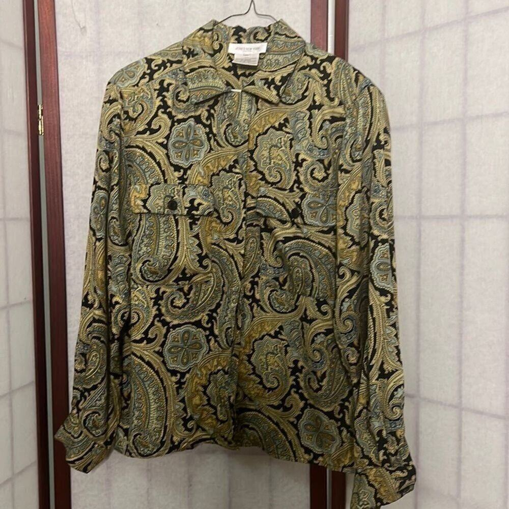 JONES NEWYORK PAISLEY PRINTED RAYON BUTTON DOWN BLOUSE SIZE 10P
